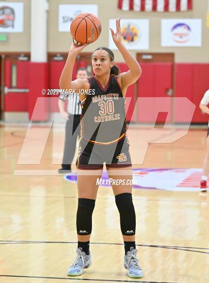 Thumbnail 2 in Chaparral vs. Salpointe Catholic (Hoophall West Invitational)  photogallery.