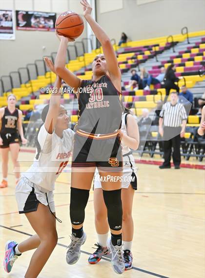 Thumbnail 2 in Chaparral vs. Salpointe Catholic (Hoophall West Invitational)  photogallery.