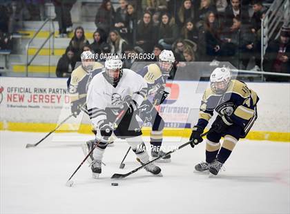 Thumbnail 3 in Indian Hills @ Wayne Knights photogallery.