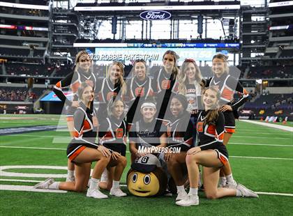 Thumbnail 1 in Carthage vs. Gilmer (UIL 4A Division 2 State Final) photogallery.