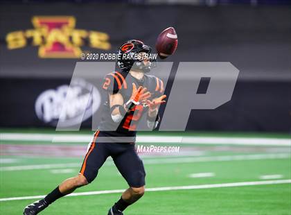 Thumbnail 1 in Carthage vs. Gilmer (UIL 4A Division 2 State Final) photogallery.