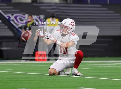 Thumbnail 3 in Carthage vs. Gilmer (UIL 4A Division 2 State Final) photogallery.