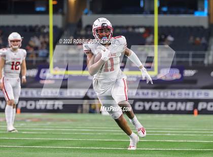 Thumbnail 3 in Carthage vs. Gilmer (UIL 4A Division 2 State Final) photogallery.