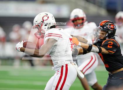 Thumbnail 3 in Carthage vs. Gilmer (UIL 4A Division 2 State Final) photogallery.
