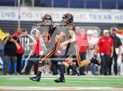 Thumbnail 3 in Carthage vs. Gilmer (UIL 4A Division 2 State Final) photogallery.