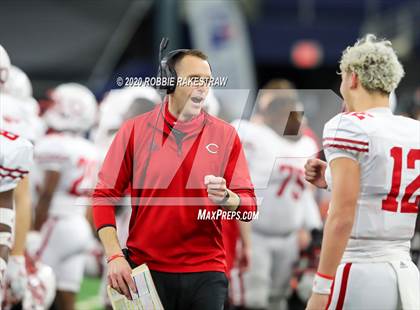 Thumbnail 2 in Carthage vs. Gilmer (UIL 4A Division 2 State Final) photogallery.