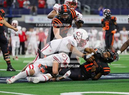 Thumbnail 2 in Carthage vs. Gilmer (UIL 4A Division 2 State Final) photogallery.