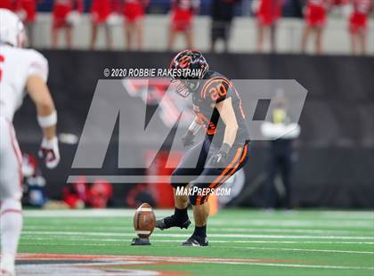 Thumbnail 1 in Carthage vs. Gilmer (UIL 4A Division 2 State Final) photogallery.