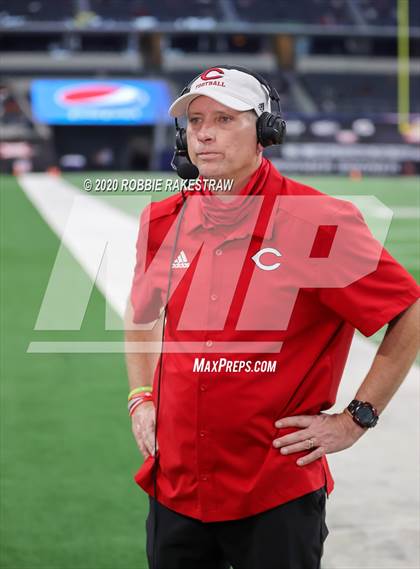 Thumbnail 2 in Carthage vs. Gilmer (UIL 4A Division 2 State Final) photogallery.