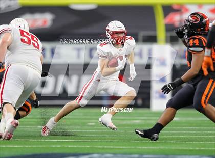 Thumbnail 1 in Carthage vs. Gilmer (UIL 4A Division 2 State Final) photogallery.