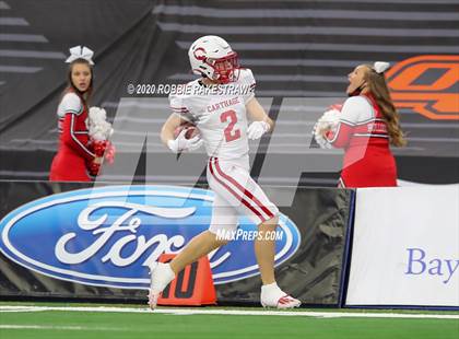 Thumbnail 3 in Carthage vs. Gilmer (UIL 4A Division 2 State Final) photogallery.