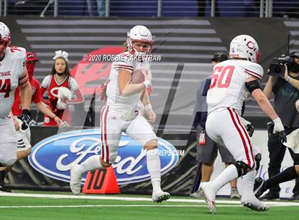 Thumbnail 1 in Carthage vs. Gilmer (UIL 4A Division 2 State Final) photogallery.