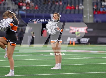 Thumbnail 1 in Carthage vs. Gilmer (UIL 4A Division 2 State Final) photogallery.