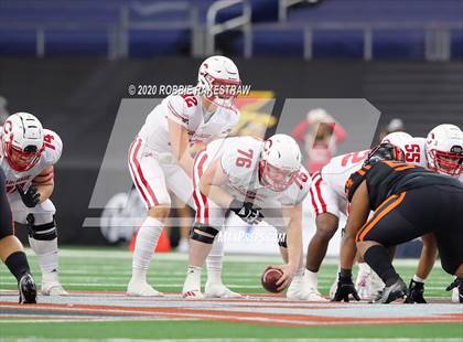 Thumbnail 1 in Carthage vs. Gilmer (UIL 4A Division 2 State Final) photogallery.