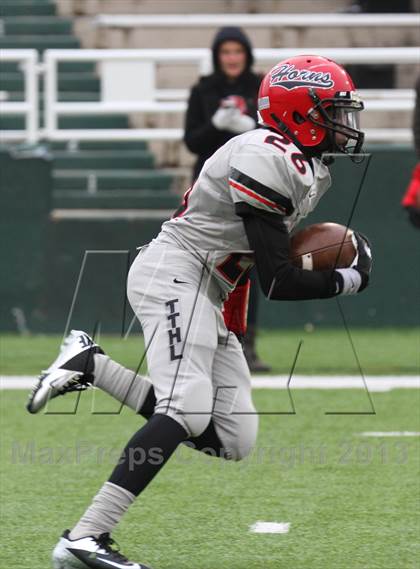 Thumbnail 1 in Lake Travis vs. Cedar Hill (UIL 5A D2 Semifinal) photogallery.
