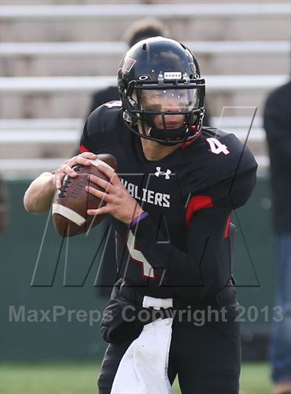 Thumbnail 2 in Lake Travis vs. Cedar Hill (UIL 5A D2 Semifinal) photogallery.