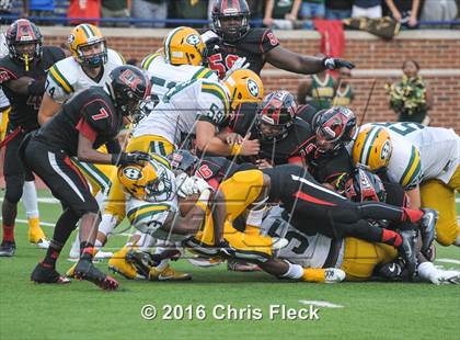 Thumbnail 1 in Harrison vs East Kentwood (Battle at the Big House) photogallery.