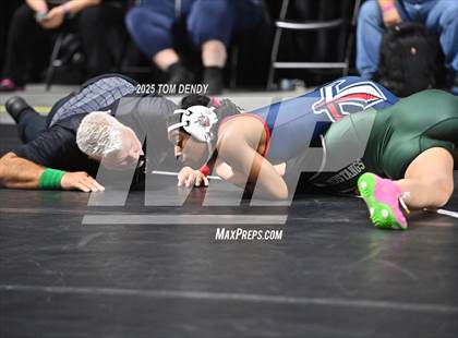 Thumbnail 1 in UIL Wrestling 5A-6A Finals (Round 1) photogallery.