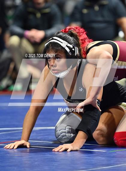 Thumbnail 3 in UIL Wrestling 5A-6A Finals (Round 1) photogallery.