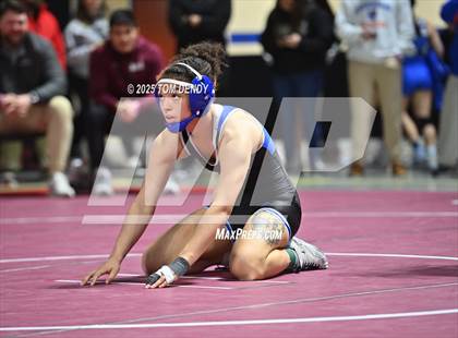 Thumbnail 2 in UIL Wrestling 5A-6A Finals (Round 1) photogallery.