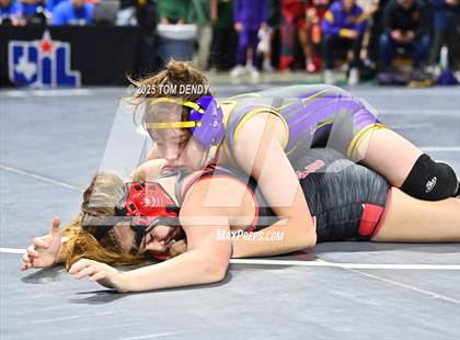 Thumbnail 2 in UIL Wrestling 5A-6A Finals (Round 1) photogallery.