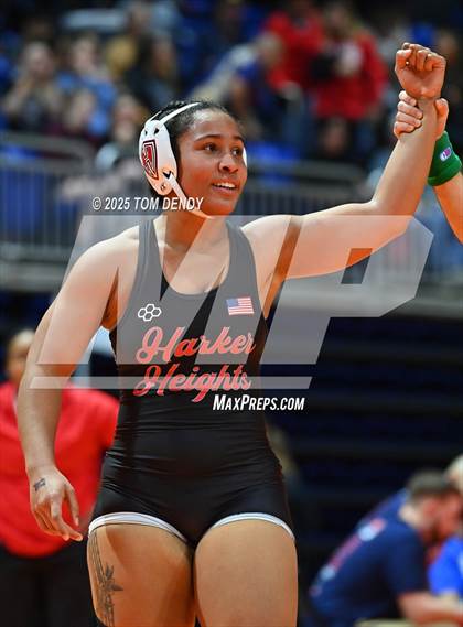 Thumbnail 1 in UIL Wrestling 5A-6A Finals (Round 1) photogallery.