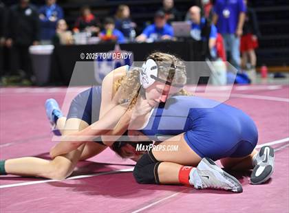 Thumbnail 3 in UIL Wrestling 5A-6A Finals (Round 1) photogallery.