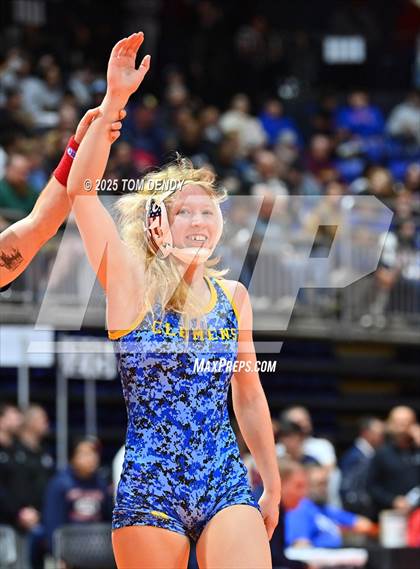 Thumbnail 3 in UIL Wrestling 5A-6A Finals (Round 1) photogallery.