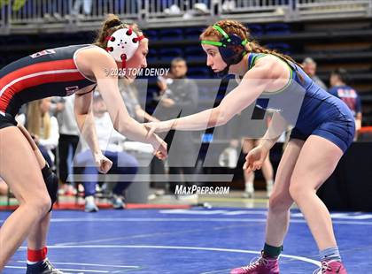Thumbnail 1 in UIL Wrestling 5A-6A Finals (Round 1) photogallery.