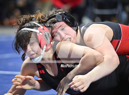 Thumbnail 3 in UIL Wrestling 5A-6A Finals (Round 1) photogallery.