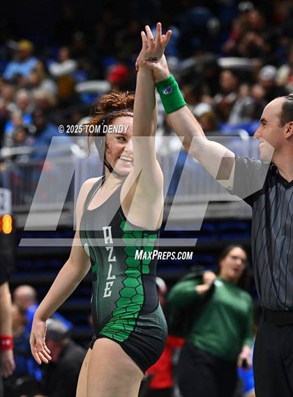Thumbnail 2 in UIL Wrestling 5A-6A Finals (Round 1) photogallery.