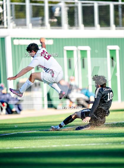 Thumbnail 3 in Laguna Creek vs. Sacred Heart Prep photogallery.