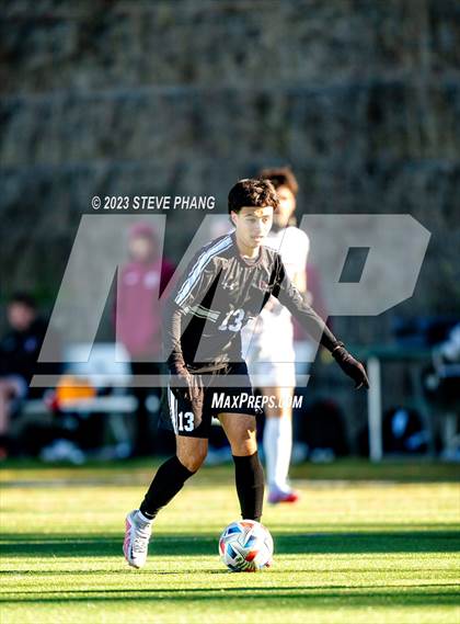 Thumbnail 2 in Laguna Creek vs. Sacred Heart Prep photogallery.
