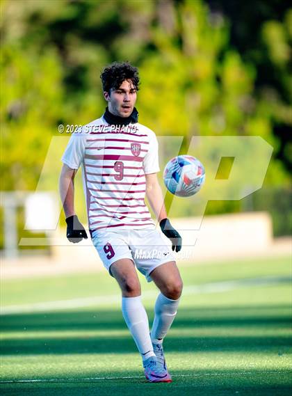 Thumbnail 1 in Laguna Creek vs. Sacred Heart Prep photogallery.