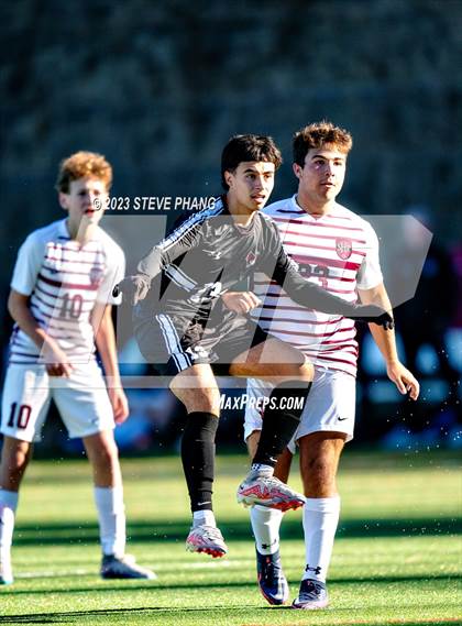 Thumbnail 3 in Laguna Creek vs. Sacred Heart Prep photogallery.