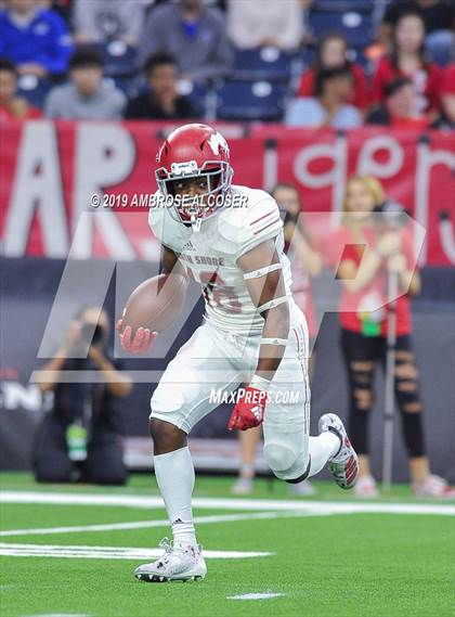 Thumbnail 2 in Katy vs. North Shore (UIL 6A Regional Playoff) photogallery.