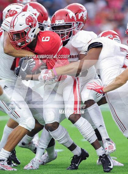 Thumbnail 1 in Katy vs. North Shore (UIL 6A Regional Playoff) photogallery.