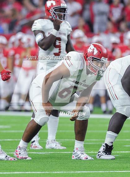 Thumbnail 2 in Katy vs. North Shore (UIL 6A Regional Playoff) photogallery.