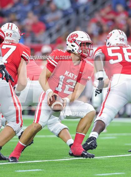 Thumbnail 1 in Katy vs. North Shore (UIL 6A Regional Playoff) photogallery.
