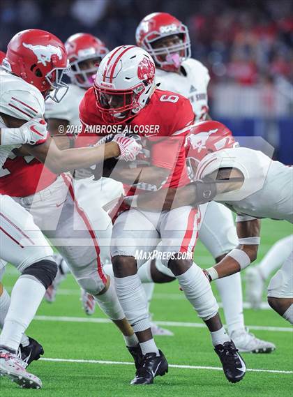 Thumbnail 1 in Katy vs. North Shore (UIL 6A Regional Playoff) photogallery.