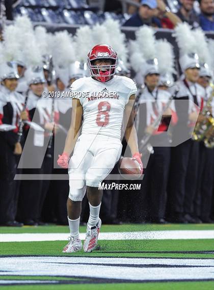 Thumbnail 3 in Katy vs. North Shore (UIL 6A Regional Playoff) photogallery.