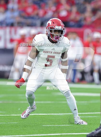 Thumbnail 3 in Katy vs. North Shore (UIL 6A Regional Playoff) photogallery.