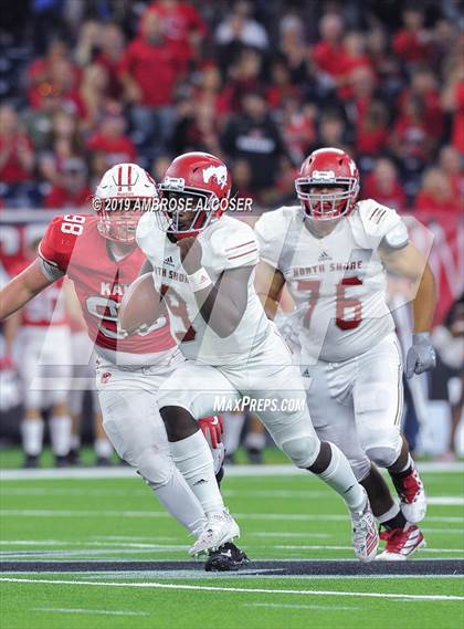 Thumbnail 1 in Katy vs. North Shore (UIL 6A Regional Playoff) photogallery.