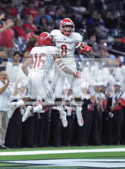 Thumbnail 1 in Katy vs. North Shore (UIL 6A Regional Playoff) photogallery.