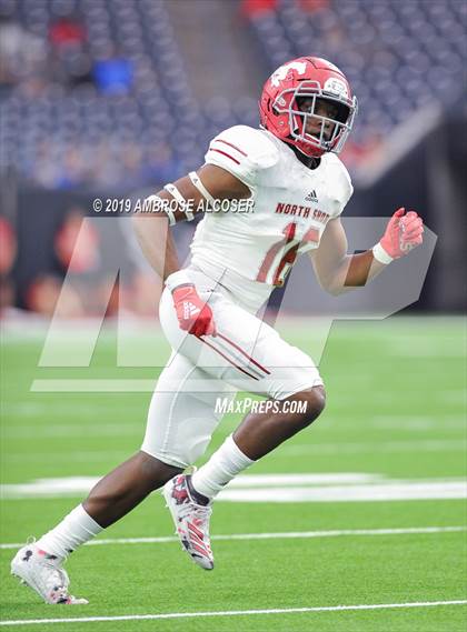 Thumbnail 1 in Katy vs. North Shore (UIL 6A Regional Playoff) photogallery.