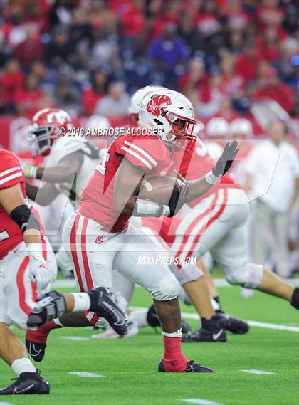 Thumbnail 3 in Katy vs. North Shore (UIL 6A Regional Playoff) photogallery.