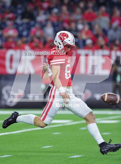 Thumbnail 1 in Katy vs. North Shore (UIL 6A Regional Playoff) photogallery.