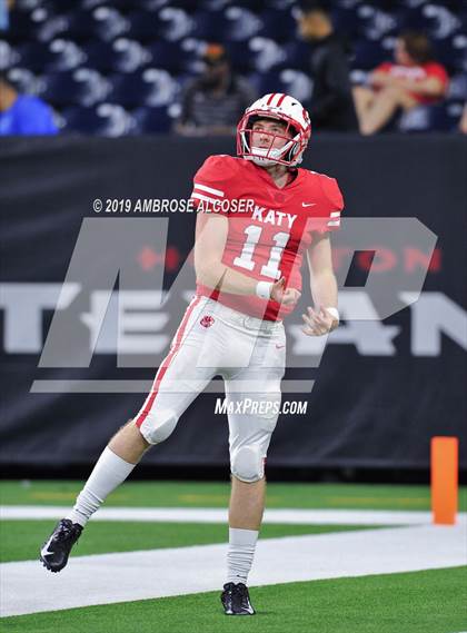 Thumbnail 3 in Katy vs. North Shore (UIL 6A Regional Playoff) photogallery.