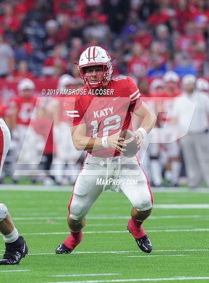 Thumbnail 3 in Katy vs. North Shore (UIL 6A Regional Playoff) photogallery.