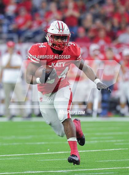 Thumbnail 1 in Katy vs. North Shore (UIL 6A Regional Playoff) photogallery.
